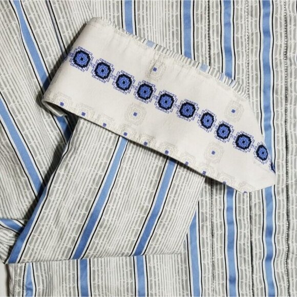 Robert Graham Long Sleeve Button Up White/Blue Striped Flip Cuff Shirt Men's L - Picture 2 of 13